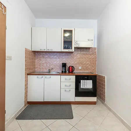 Italia Apartmán *